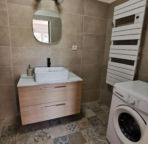 2 Ou 4 Personnes. דירה